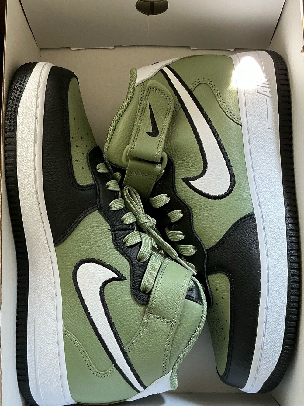 Nike Custom Designed Womens Air Force 1 - Brand New in Box